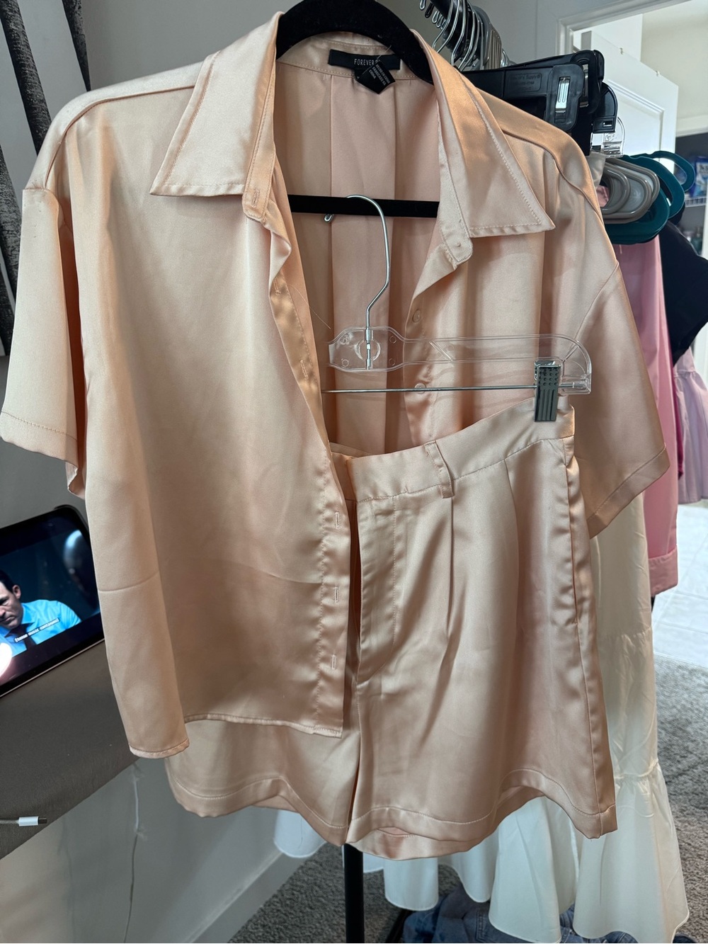 Forever 21 Peach Satin Short Sleeve Satin Set